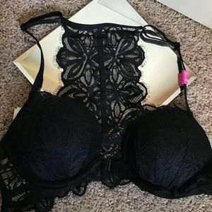 Brand new Pink bra